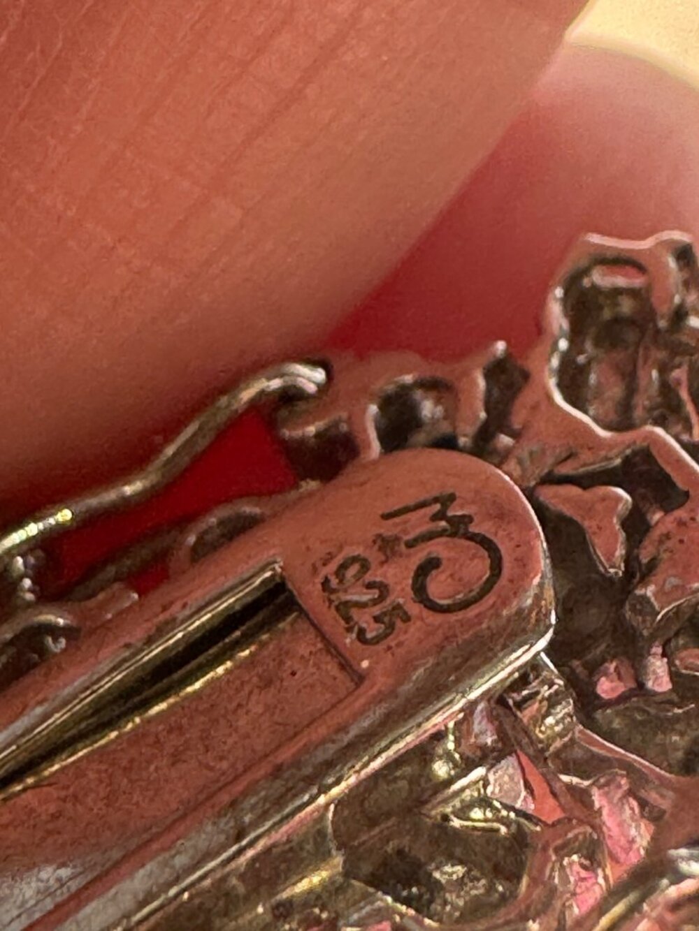 Charles Winston 7" Sterling Silver Intricate Link Bracelet With Detailed Clasp - Picture 7 of 7
